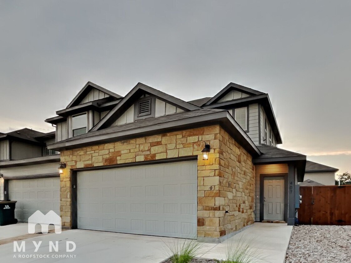 Primary Photo - 407 Parkline Dr