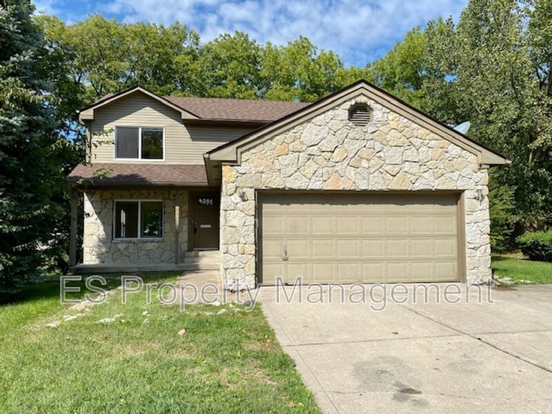 Primary Photo - 6879 Oak Lake Dr