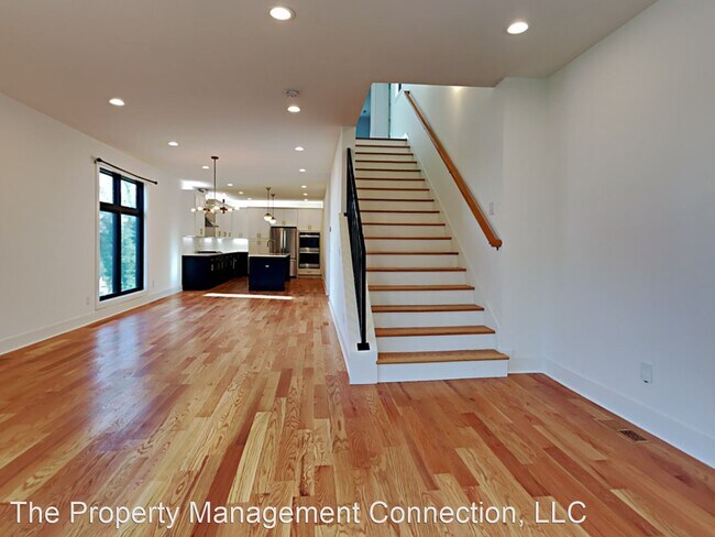 Building Photo - 4 br, 5 bath House - 1256 Thomas Street