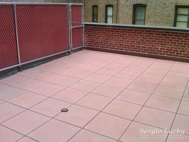 Foto del edificio - 200 E 71st St