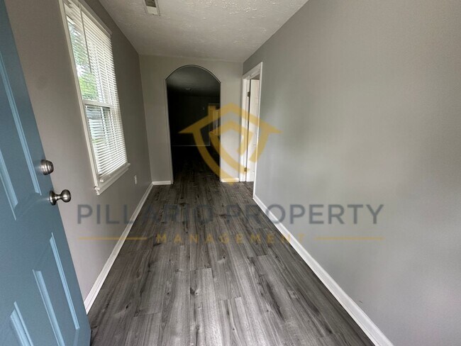 Foto del edificio - 1012-1014 S Worth Ave