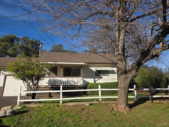 Foto del edificio - Freshly Updated 2 Bedroom Home in Historic Columbia