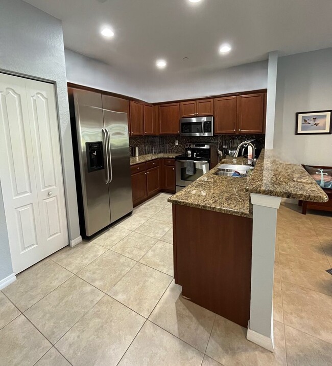 Building Photo - 3/2.5/1 Whitemarsh Reserve Condo