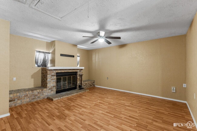 Building Photo - 216 Dirks Dr