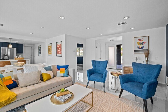 Building Photo - PALM SPRINGS, Gene Autry Estates,Furnished...