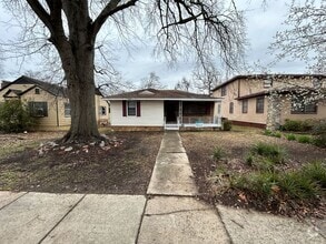 Building Photo - 1820 Woodland Ave SW