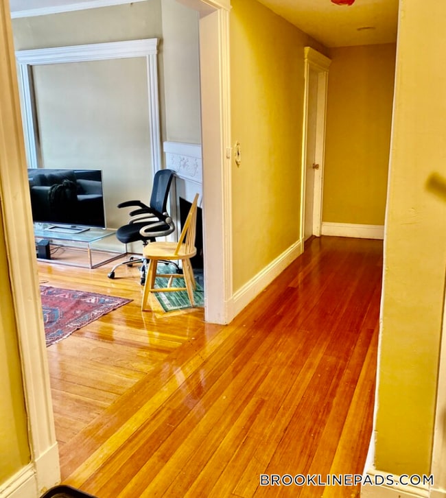 Foto del edificio - 10 Strathmore Rd