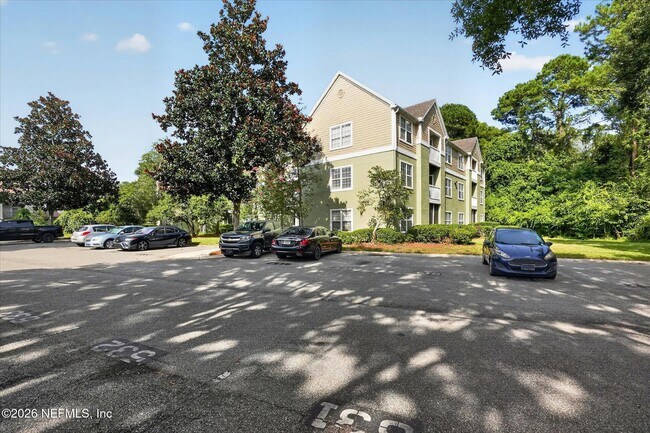 Foto del edificio - 7701 Timberlin Park Blvd