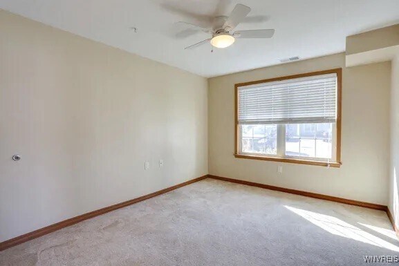 Foto del edificio - 2516 Deer Lakes Dr