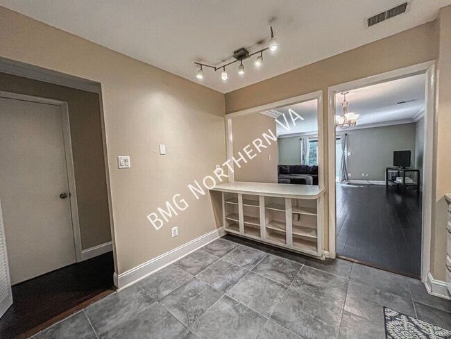 Building Photo - 3816B Steppes Ct