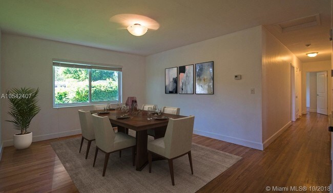 Foto del edificio - 5800 SW 100th St