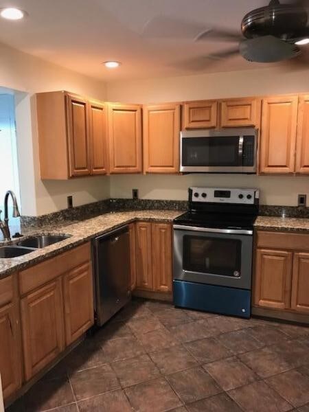 Foto del edificio - 2/2 Condo in Trails at Royal Palm Beach
