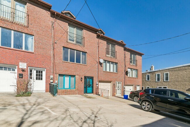 Foto del edificio - 3379 Frederick St