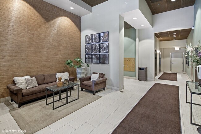 Foto del edificio - 400 W Ontario St