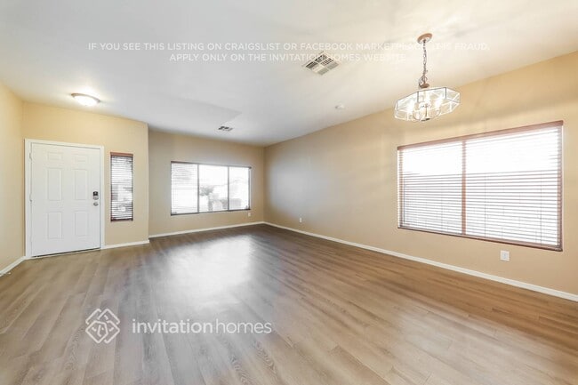 Building Photo - 7005 S 21st Dr