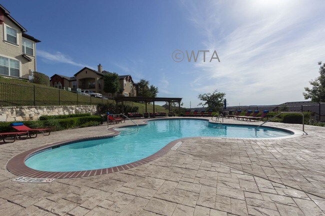 Building Photo - 1 bedroom in San Antonio TX 78260
