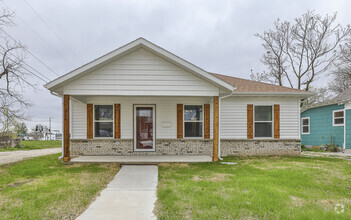 Building Photo - 716 W Brower St