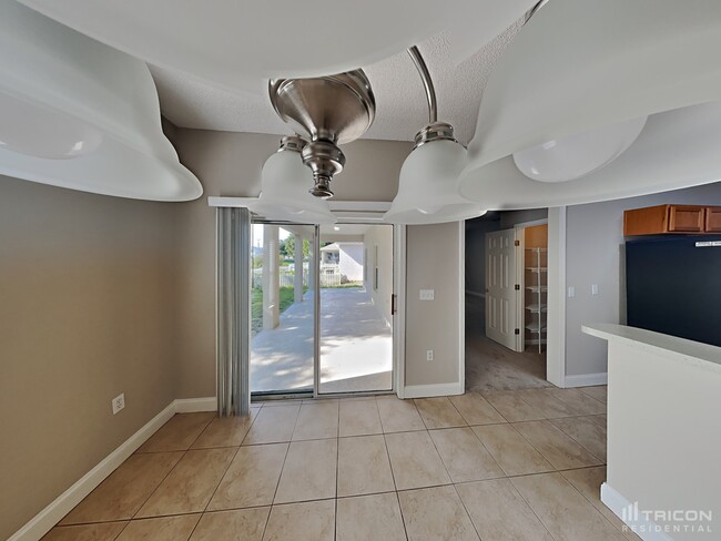 Foto del edificio - 3346 Double Ln