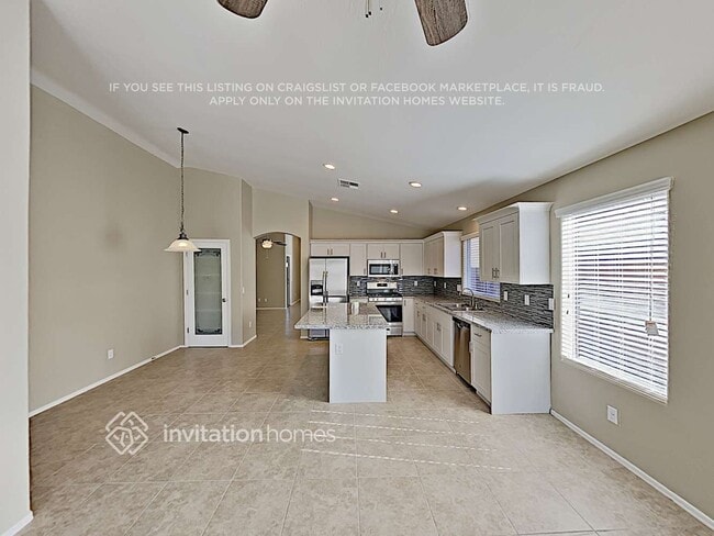Building Photo - 3131 W Yellow Peak Dr