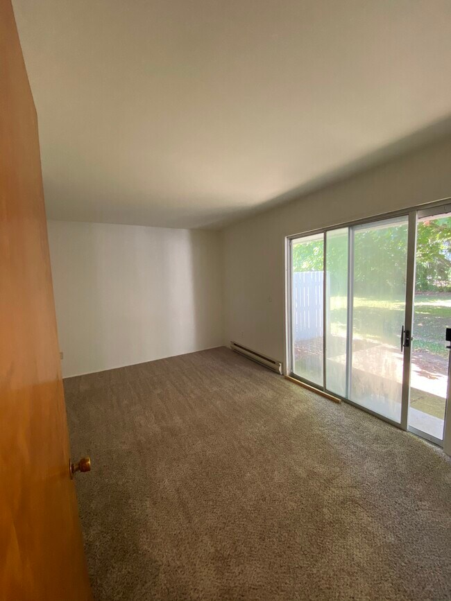 130 Church St, Gaines, MI 48436 Apartments Gaines, MI