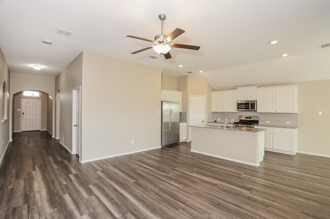 Foto del edificio - 14425 Jaycee Ln