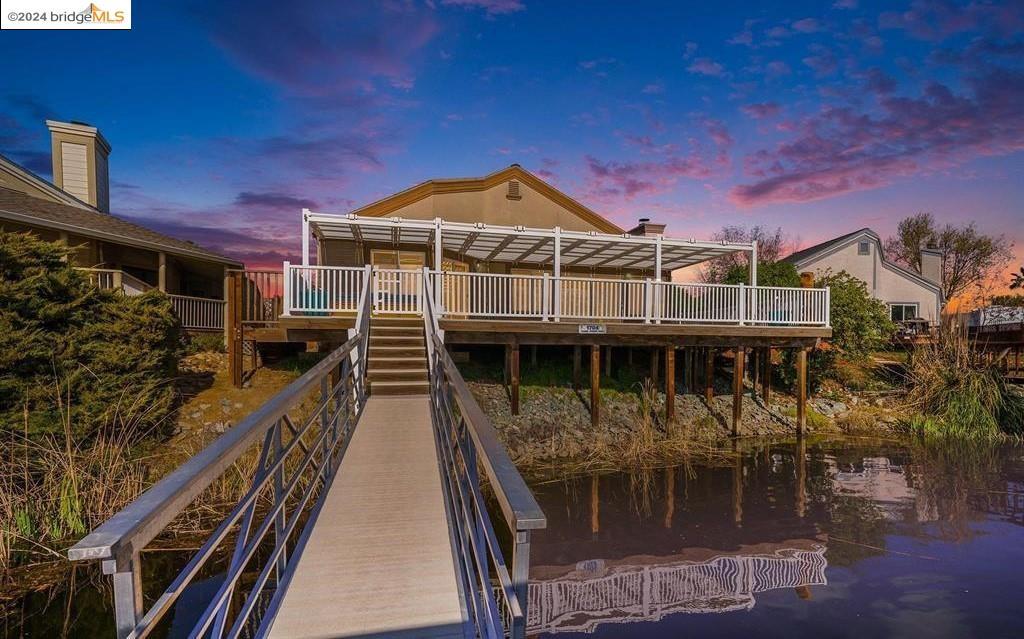 Primary Photo - 1794 Dune Point Way