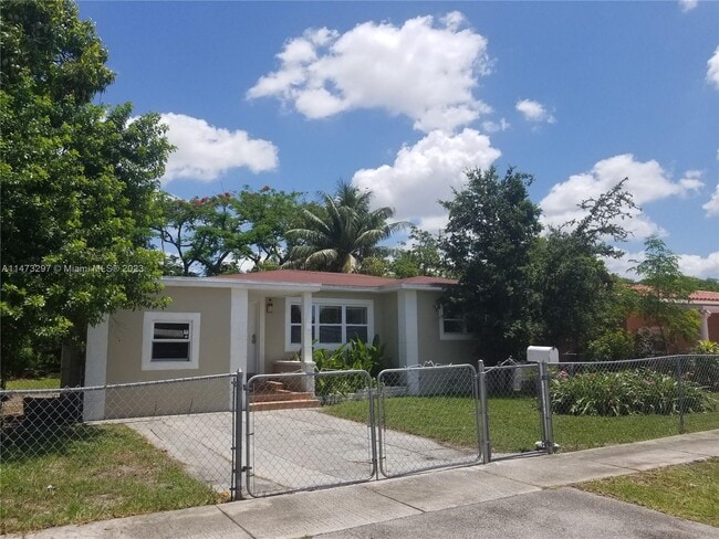 Building Photo - 1085 NW 133rd St