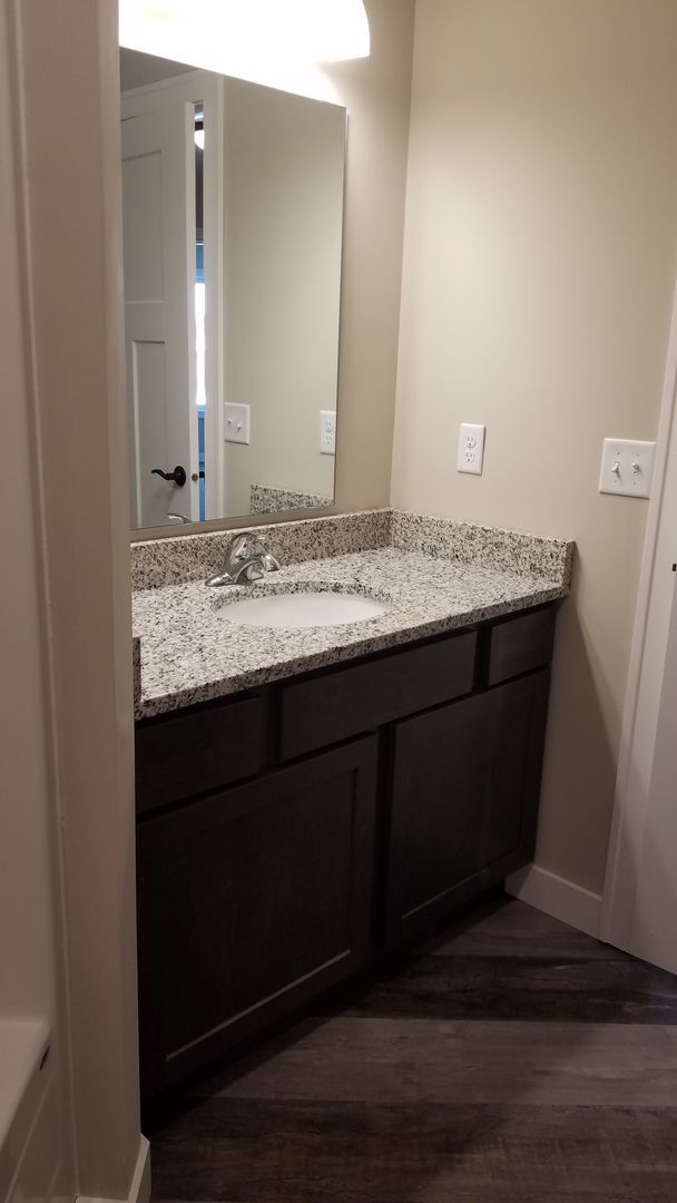 Foto del edificio - Beautiful 3 Bedroom Townhome