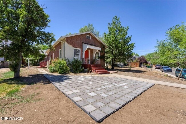 Building Photo - 1145 Seminary Ave