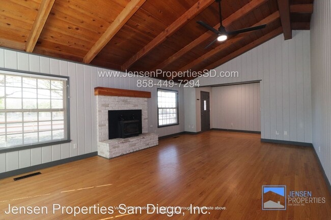 Building Photo - 4 br, 2 bath House - 1017 H St.