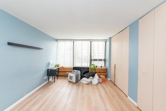 Foto del edificio - 1 bedroom in Chicago IL 60613