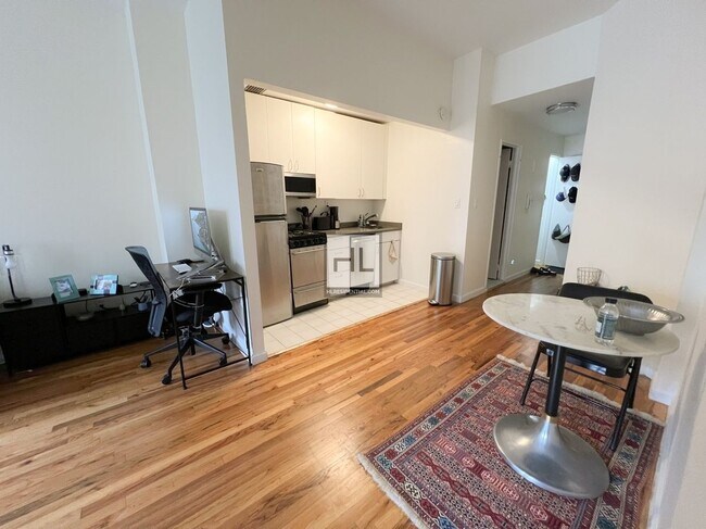 Building Photo - East 91st Street
