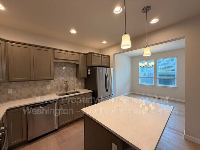 Foto del edificio - 3238 64th Ln SW