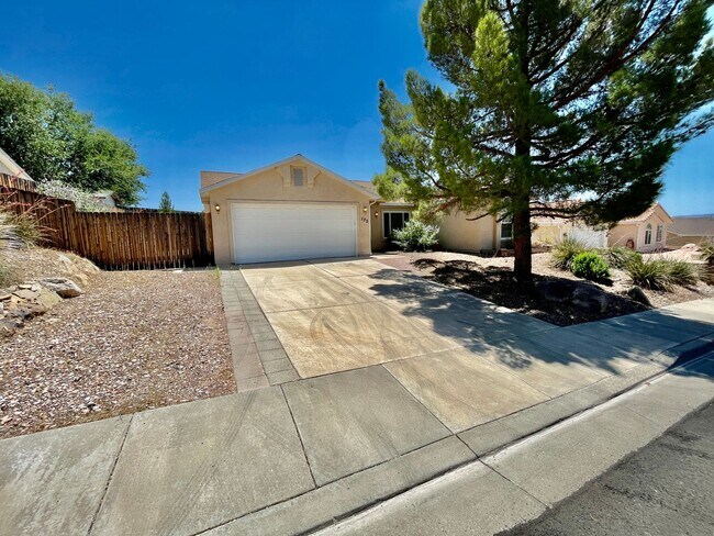 Foto del edificio - Adorable 3-BR Home in Red Cliffs Area