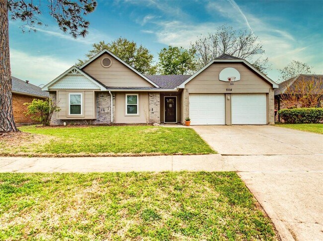 Foto del edificio - 7114 Buchanan Dr