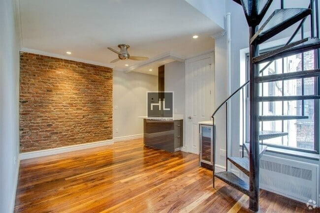 Building Photo - Lexington Avenue
