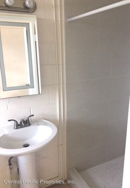 Foto del edificio - 1302 Young St