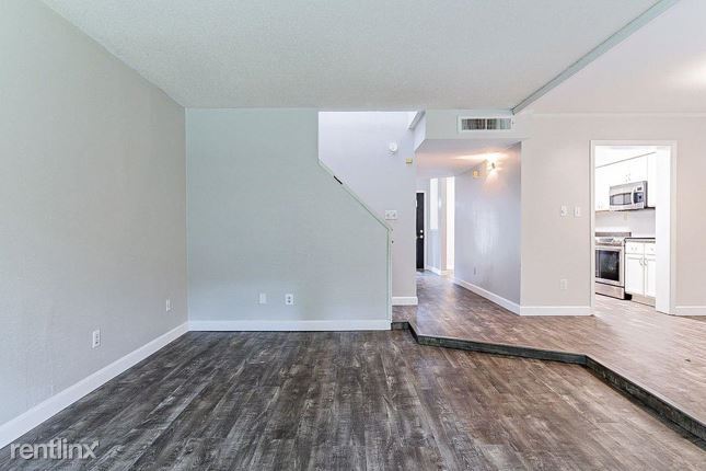 Building Photo - 3 br, 2 bath House - 6362 Hawthorne Terrace