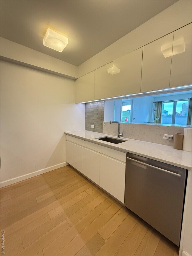 Foto del edificio - 138-35 39th Ave