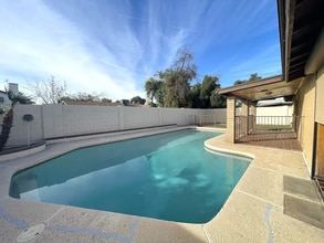 Building Photo - 4508 W Gardenia Ave