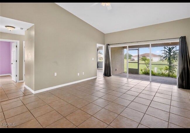Foto del edificio - 518 SE 5th Pl