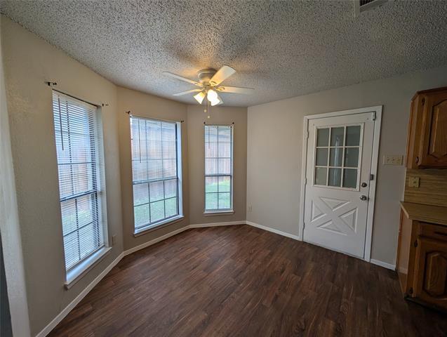 Foto del edificio - 442 Roosevelt Ave