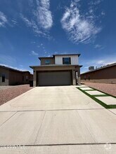 Building Photo - 1099 Sky River St