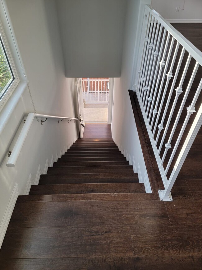 Foto del edificio - 1422 S Sycamore Ave