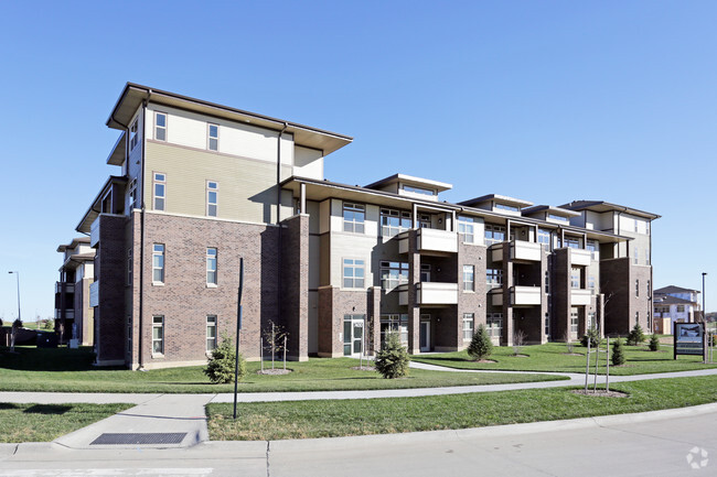 Edificio - Brookside Apartments at Fallbrook