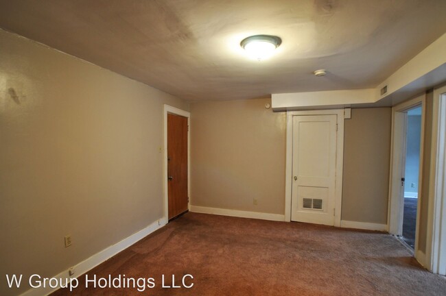 Building Photo - 1 br, 1 bath House - 629 Evergreen Avenue #2