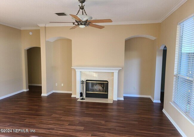 Foto del edificio - 733 Wakemont Dr