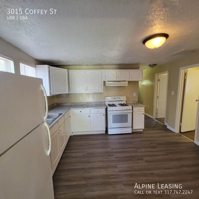 Building Photo - Southwest Indy 4BR House - Large Storage S...