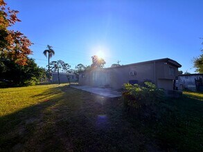 Building Photo - 8115 Tolles Dr