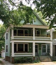 Building Photo - 819-821 E Gorham St